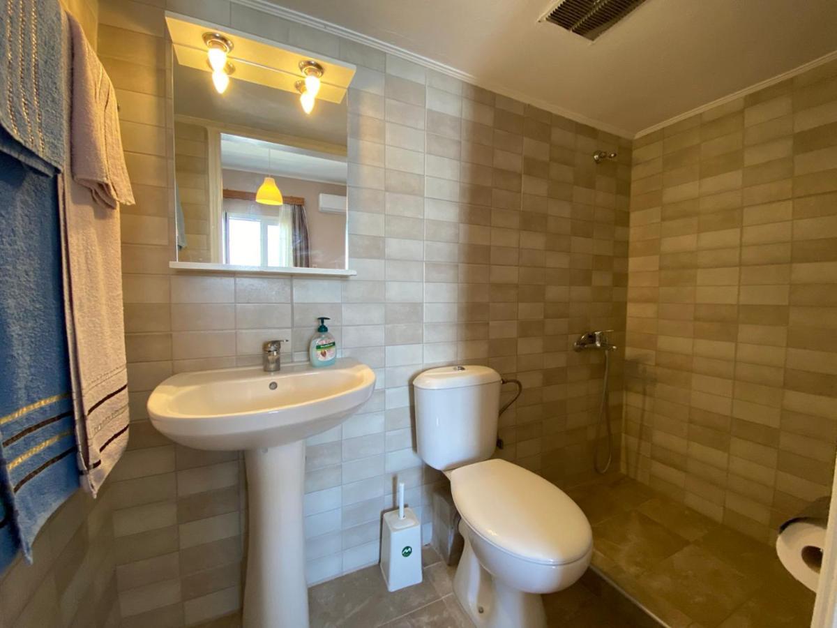 Sunset View Rooms Агия Триас Екстериор снимка
