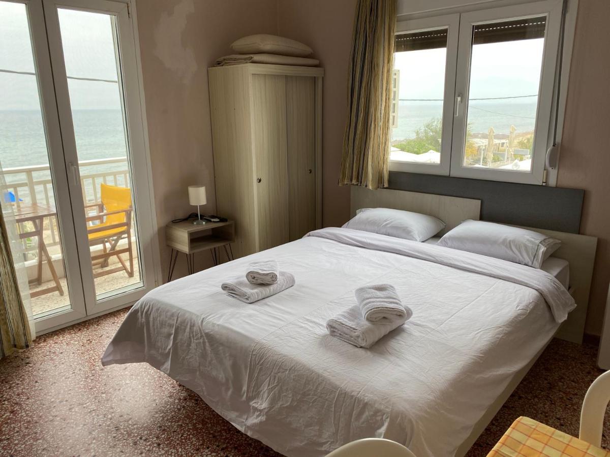 Sunset View Rooms Агия Триас Екстериор снимка