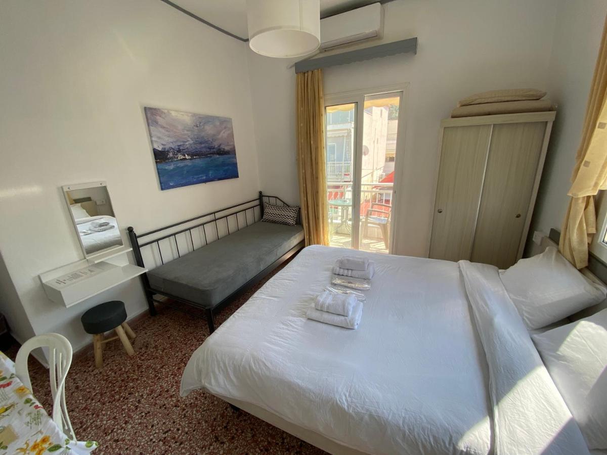 Sunset View Rooms Агия Триас Екстериор снимка
